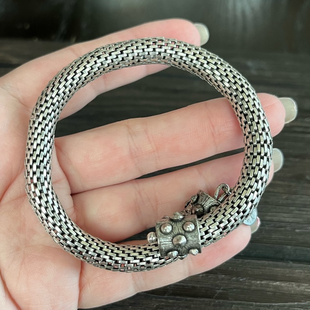 Alex and Ani Vintage 66 Silver gift of wisdom wrap bracelet